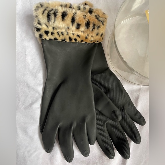 Vintage inspired rubber gloves with faux fur size 7.5 NEW in box - Picture 5 of 5
